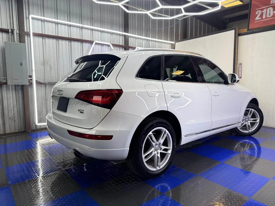2013 Audi 8R Q5 - Image 9 of 16
