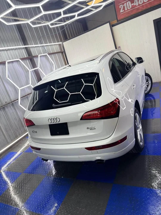 2013 Audi 8R Q5 - Image 8 of 16