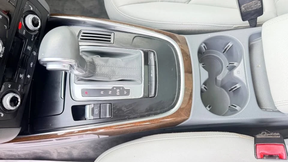 2013 Audi 8R Q5 - Image 19 of 20