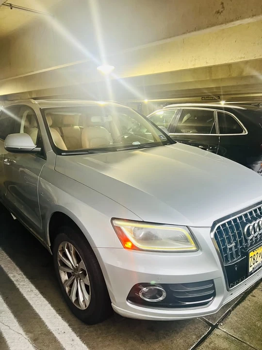 2013 Audi 8R Q5 - Image 2 of 5