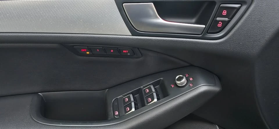 2013 Audi 8R Q5 - Image 20 of 20