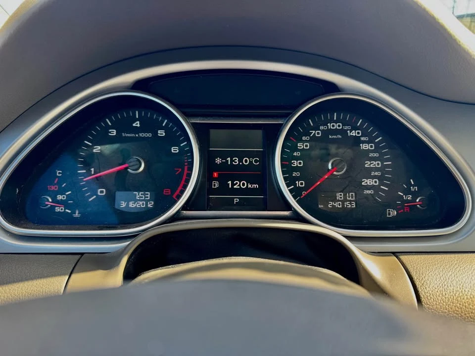 2013 Audi 4L Q7 - Image 6 of 10