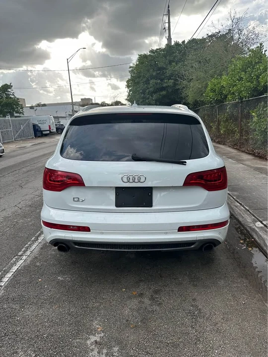 2013 Audi 4L Q7 - Image 5 of 9