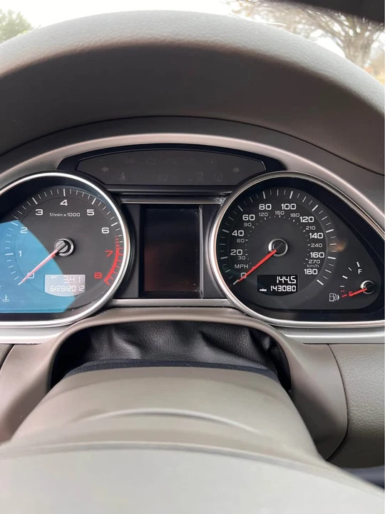 2013 Audi 4L Q7 - Image 8 of 14