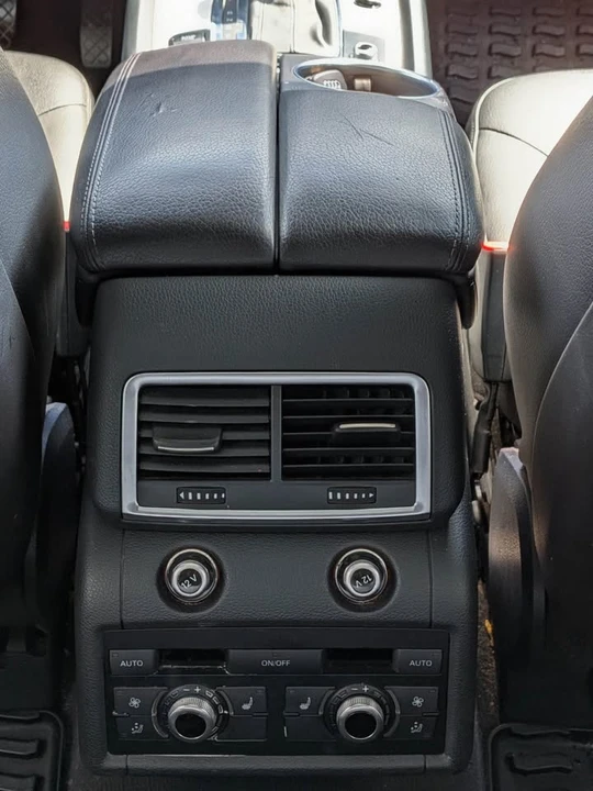 2013 Audi 4L Q7 - Image 9 of 10