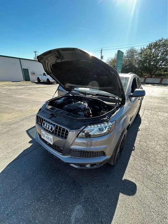 2013 Audi 4L Q7 - Image 8 of 9