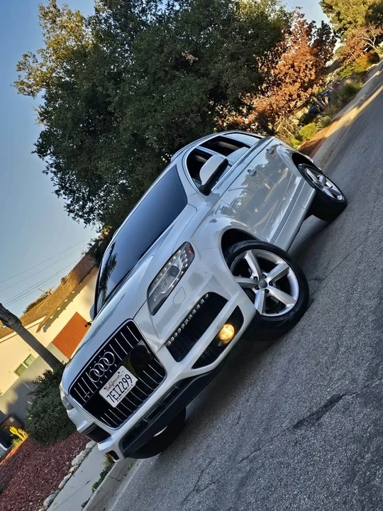 2013 Audi 4L Q7 - Image 2 of 20