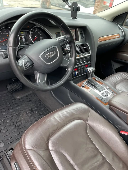 2013 Audi 4L Q7 - Image 2 of 11
