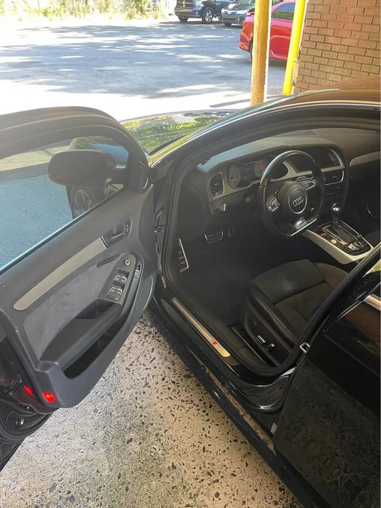2013 Audi B8 S4 - Image 6 of 10
