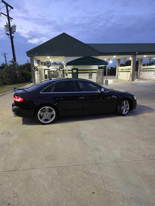 2013 Audi B8 S4 - Image 4 of 11