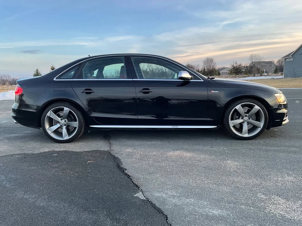 2013 Audi B8 S4 - Image 4 of 20