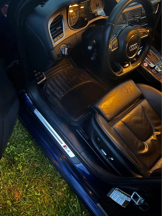 2013 Audi B8 S4 - Image 3 of 7