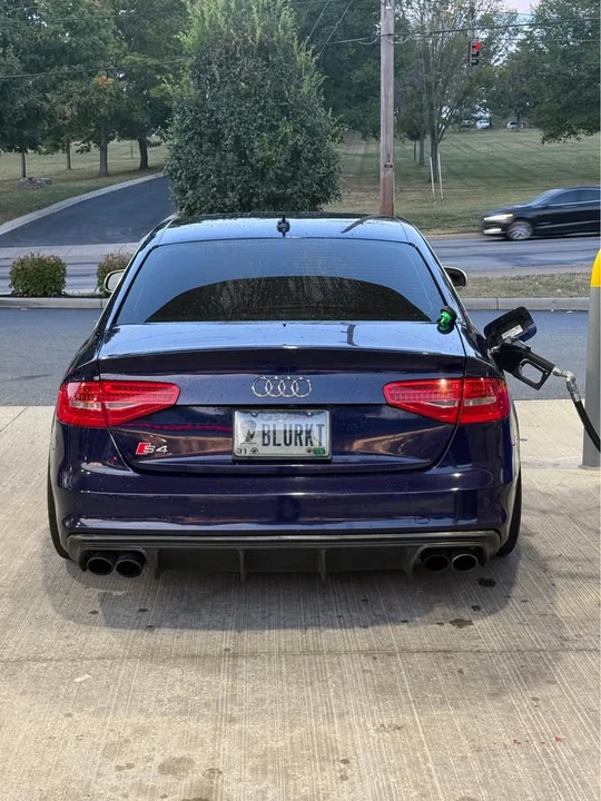 2013 Audi B8 S4 - Image 2 of 7