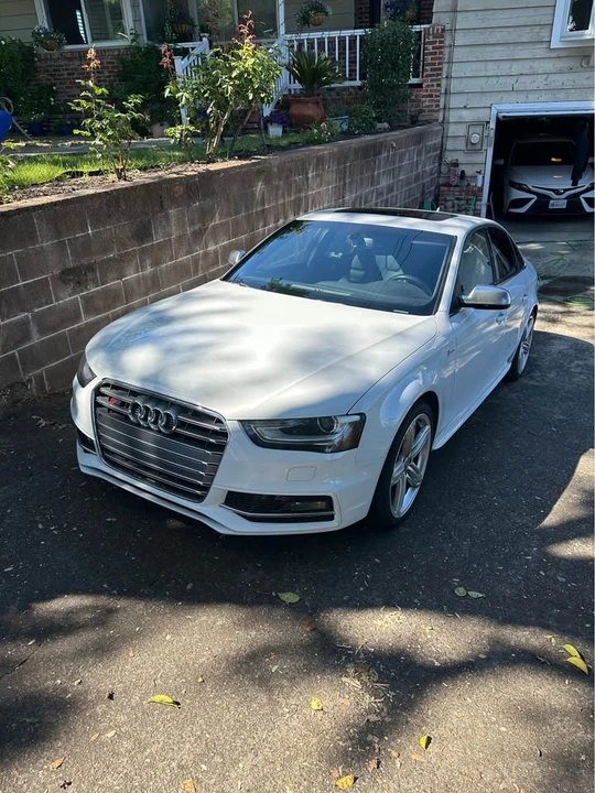 2013 Audi B8 S4 - Image 2 of 9