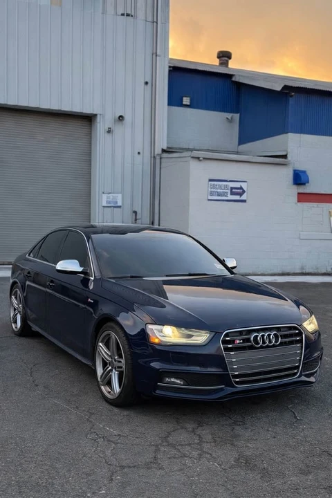 2013 Audi B8 S4 - Image 2 of 17