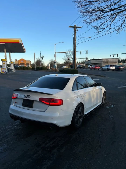 2013 Audi B8 S4 - Image 2 of 7