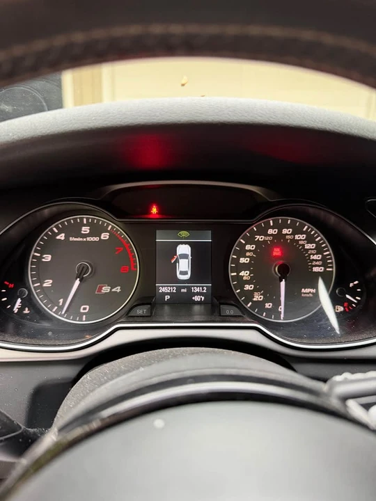 2013 Audi B8 S4 - Image 5 of 10