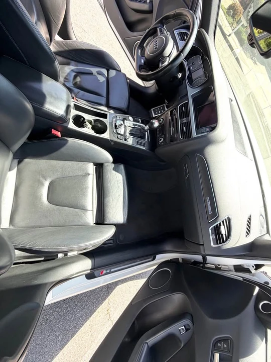 2013 Audi B8 S4 - Image 10 of 14