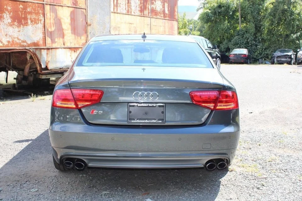 2013 Audi D4 S8 - Image 8 of 18