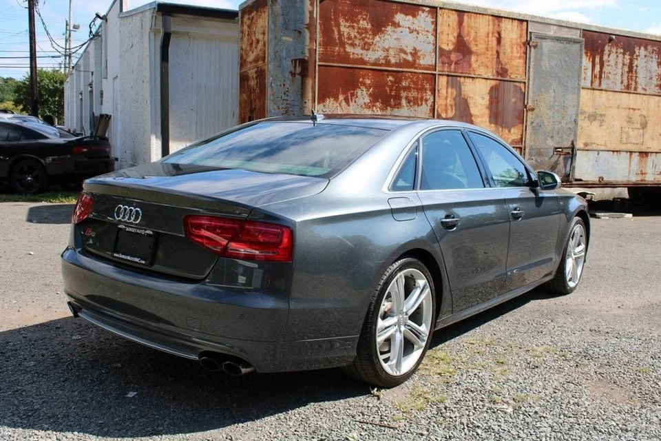2013 Audi D4 S8 - Image 7 of 18