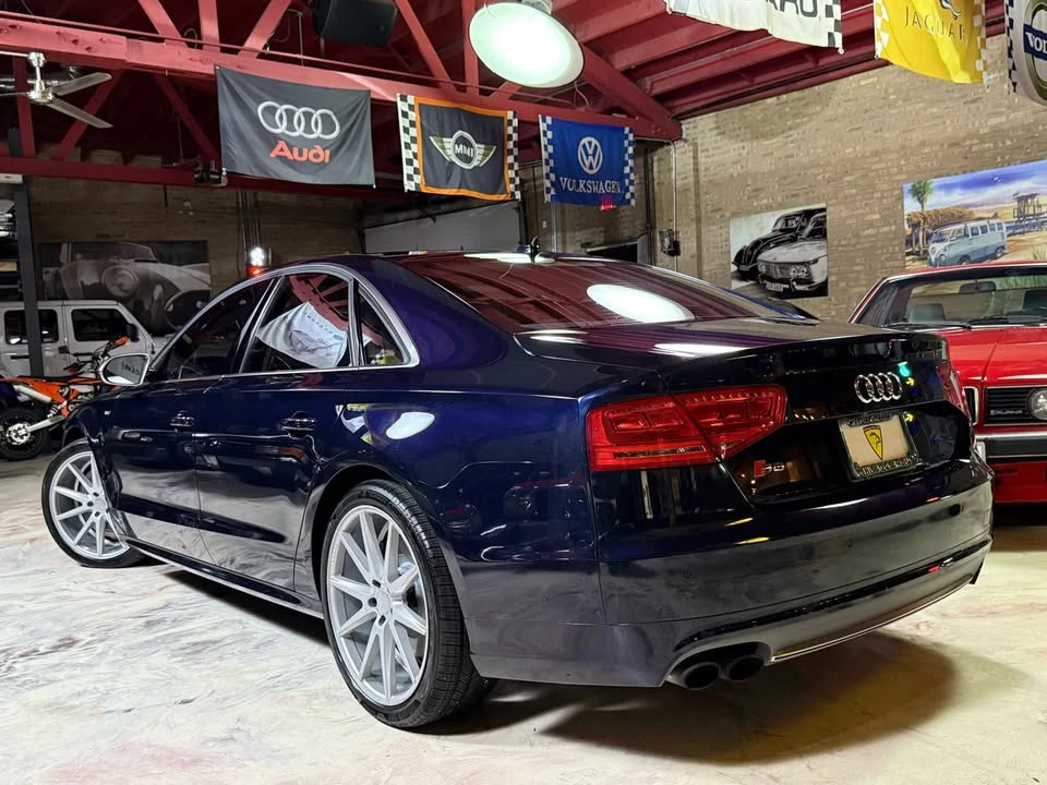2013 Audi D4 S8 - Image 5 of 18