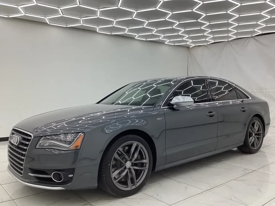 2013 Audi D4 S8 - Image 5 of 16