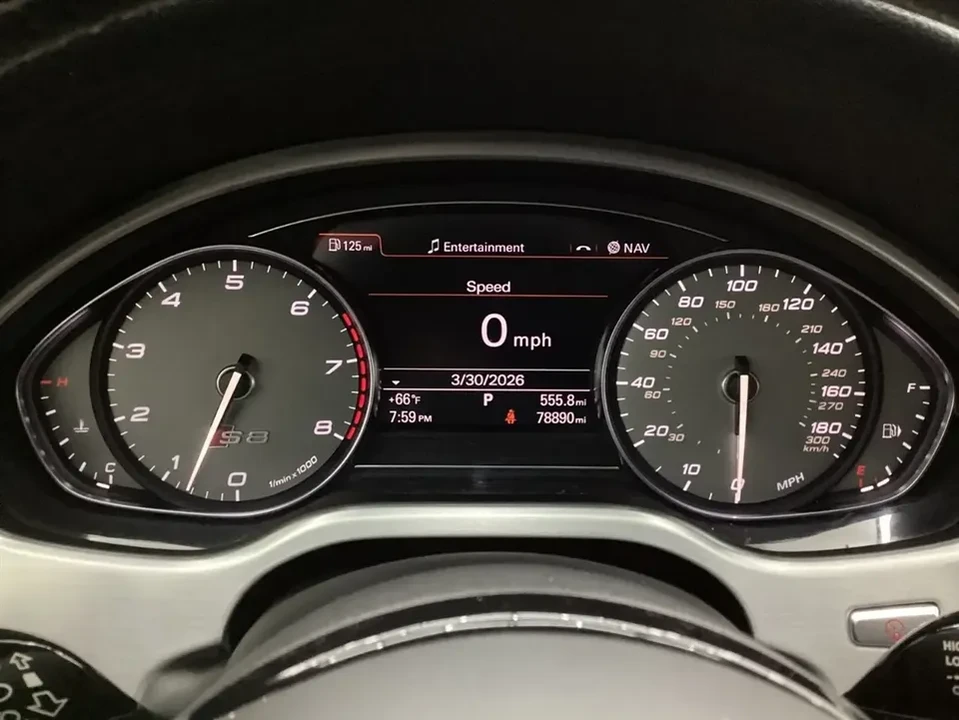 2013 Audi D4 S8 - Image 16 of 16