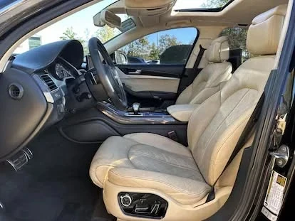 2013 Audi D4 S8 - Image 16 of 20