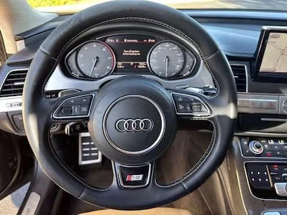 2013 Audi D4 S8 - Image 11 of 20