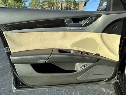 2013 Audi D4 S8 - Image 10 of 20
