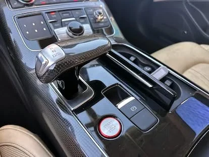 2013 Audi D4 S8 - Image 14 of 20