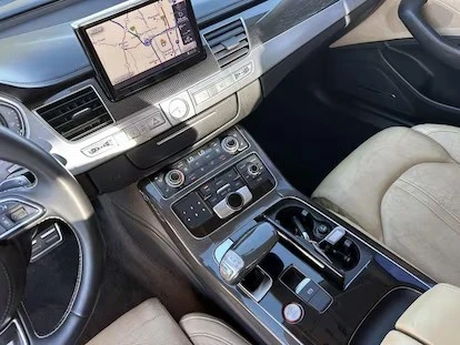 2013 Audi D4 S8 - Image 15 of 20