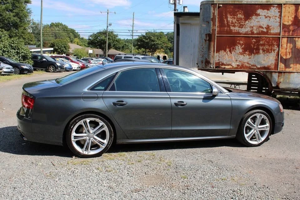 2013 Audi D4 S8 - Image 6 of 20