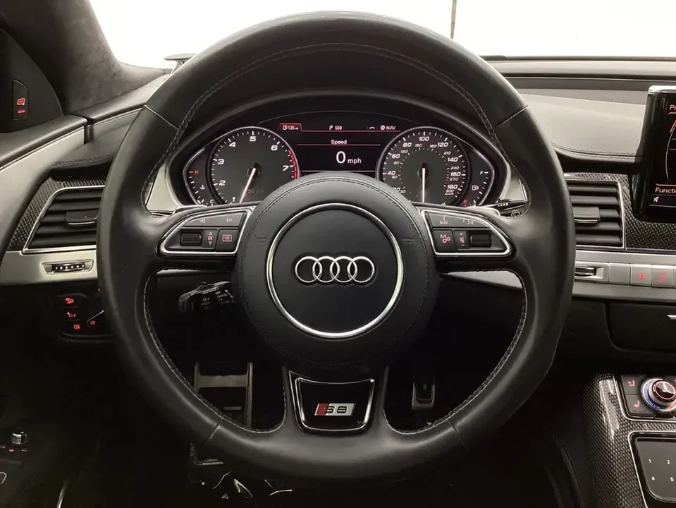 2013 Audi D4 S8 - Image 12 of 19