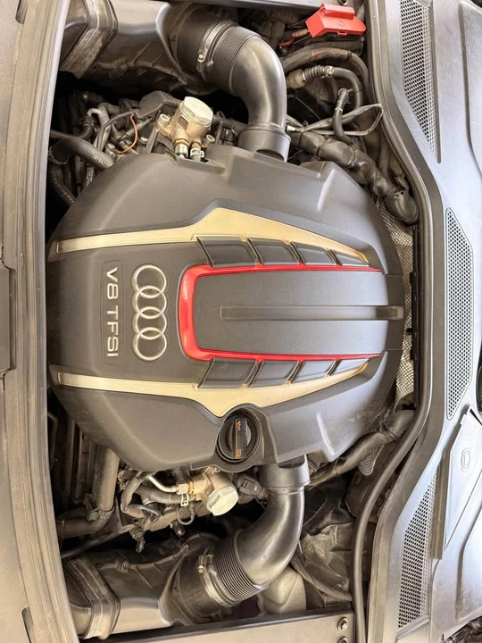2013 Audi D4 S8 - Image 5 of 12