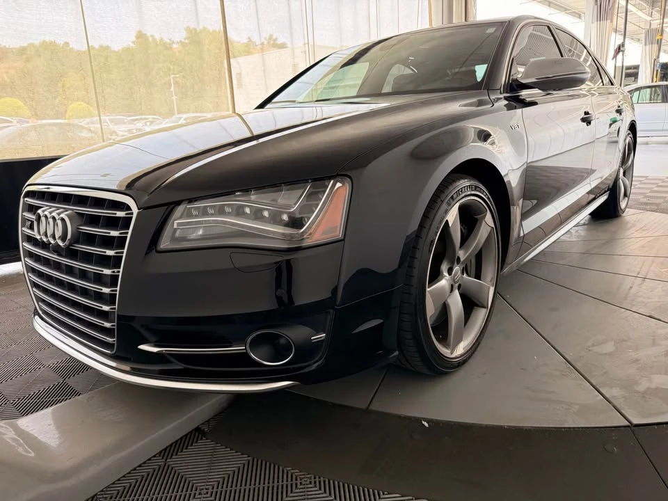 2013 Audi D4 S8 - Image 2 of 12