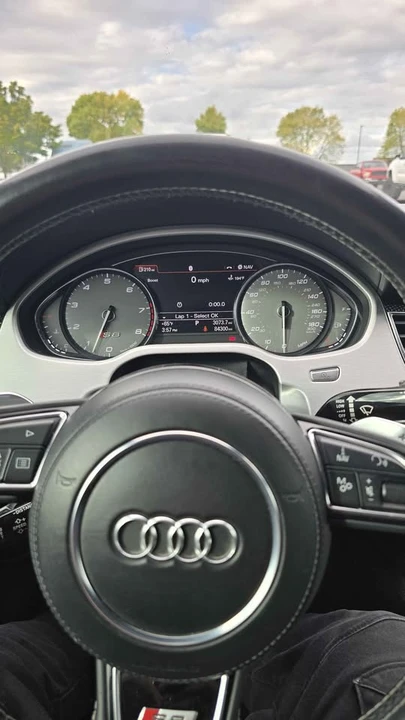 2013 Audi D4 S8 - Image 17 of 19