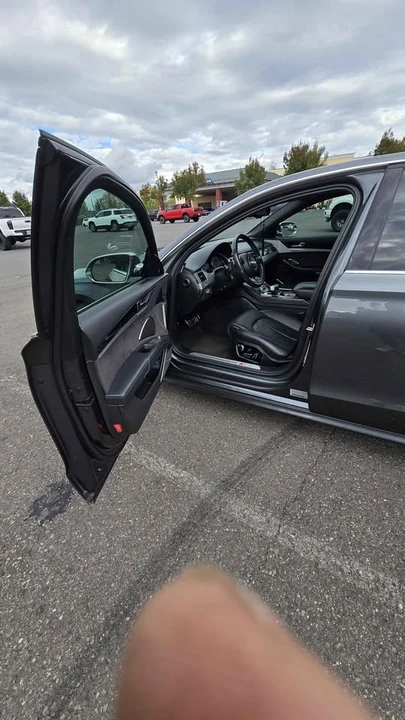 2013 Audi D4 S8 - Image 13 of 19