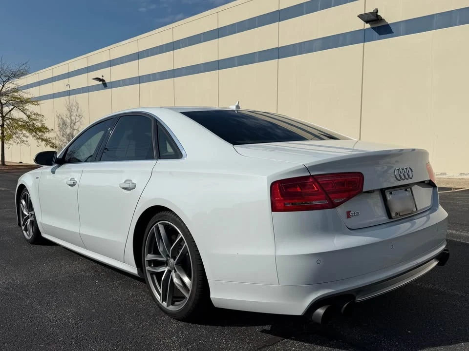 2013 Audi D4 S8 - Image 6 of 18