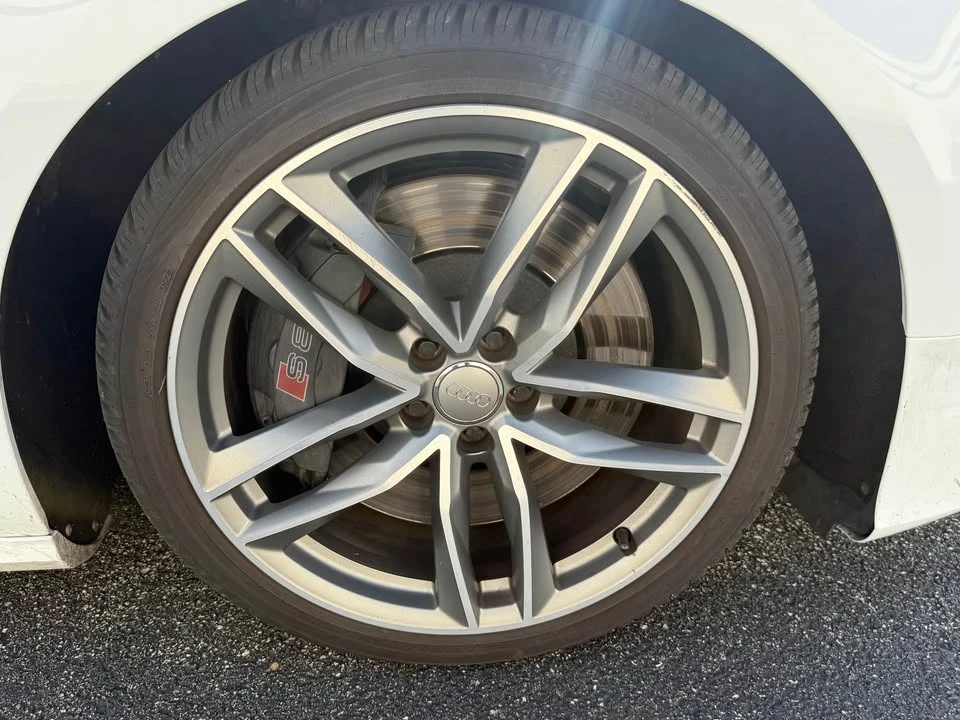 2013 Audi D4 S8 - Image 17 of 18
