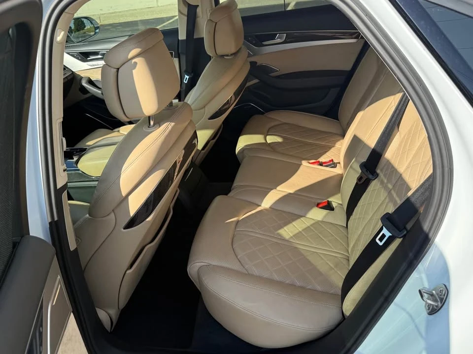 2013 Audi D4 S8 - Image 11 of 18