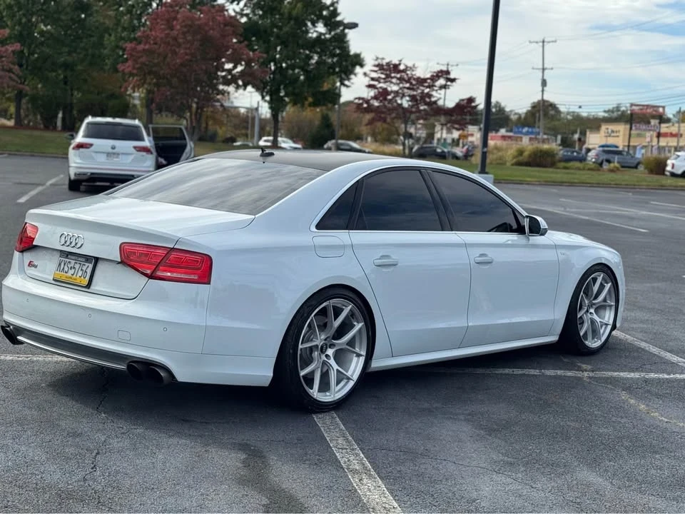 2013 Audi D4 S8 - Image 6 of 18