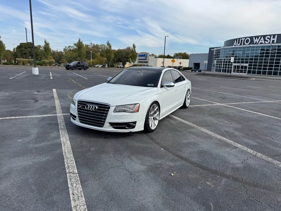 2013 Audi D4 S8 - Image 3 of 18