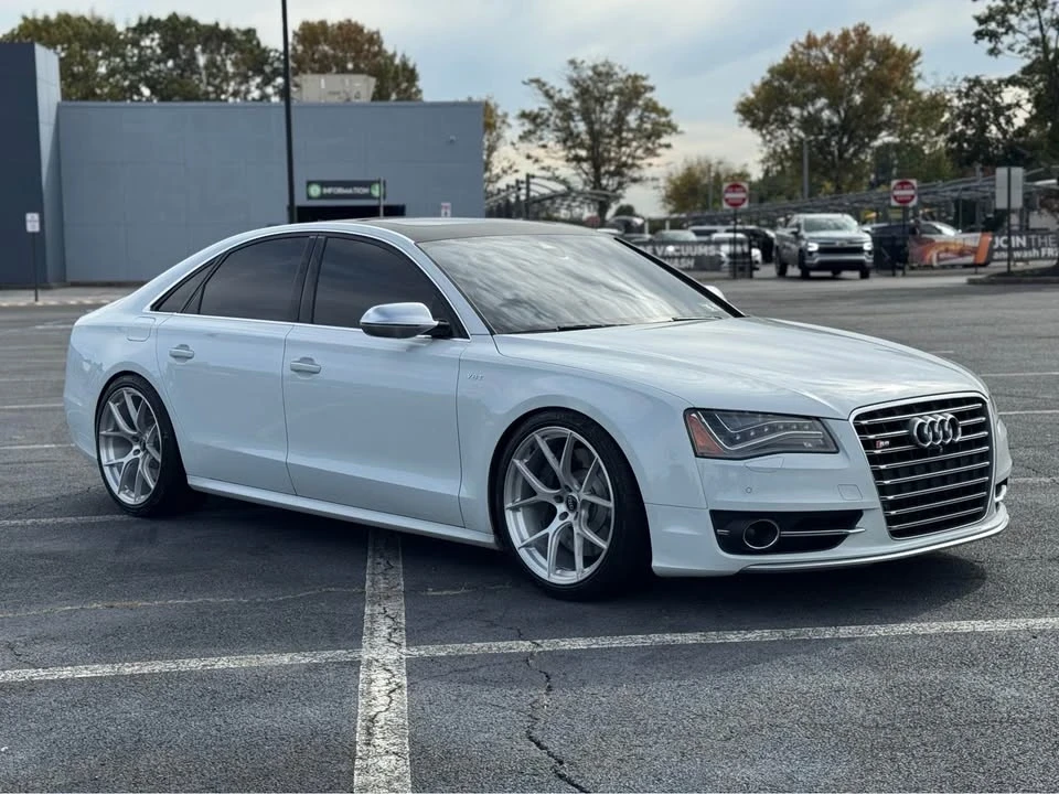2013 Audi D4 S8 - Image 5 of 18