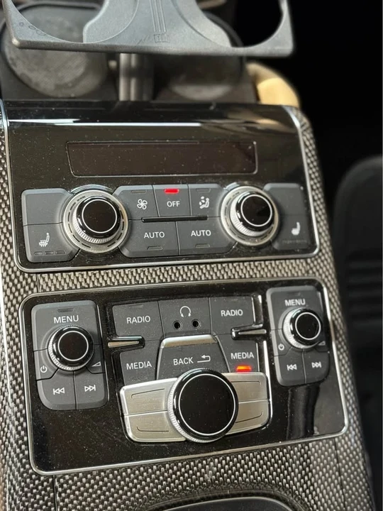 2013 Audi D4 S8 - Image 17 of 18