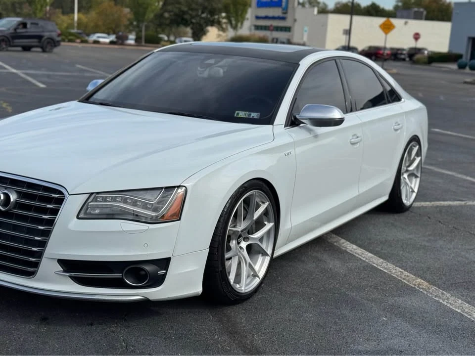 2013 Audi D4 S8 - Image 7 of 18