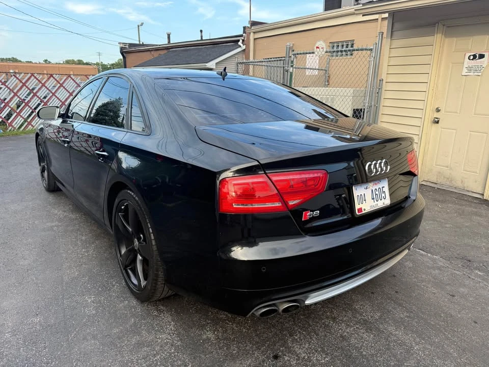2013 Audi D4 S8 - Image 2 of 19