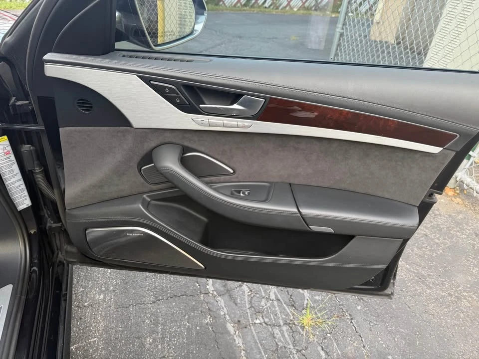 2013 Audi D4 S8 - Image 17 of 19