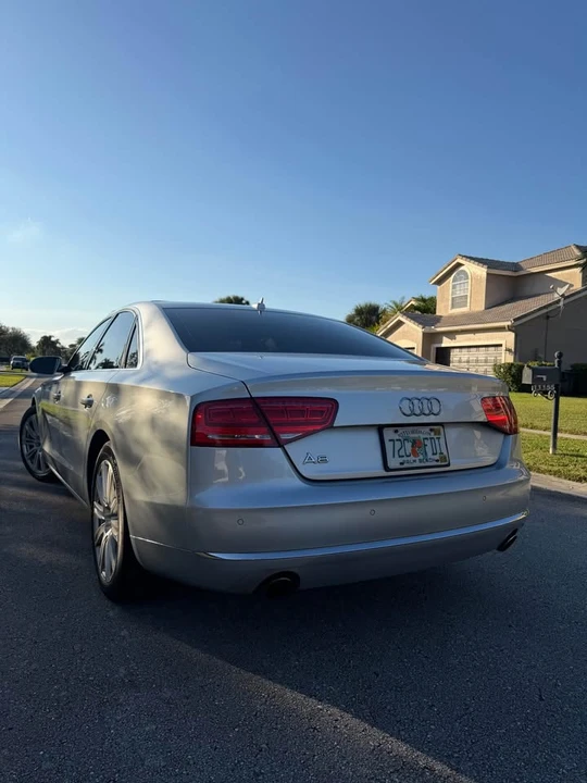 2013 Audi D4 S8 - Image 2 of 15