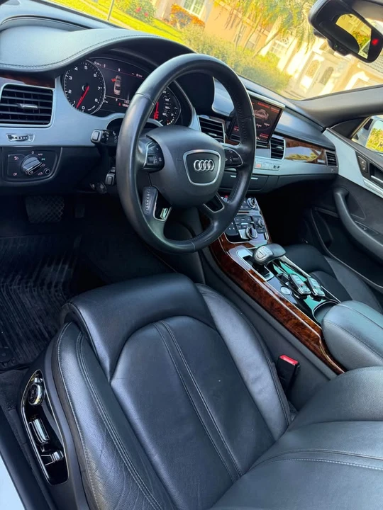 2013 Audi D4 S8 - Image 3 of 15
